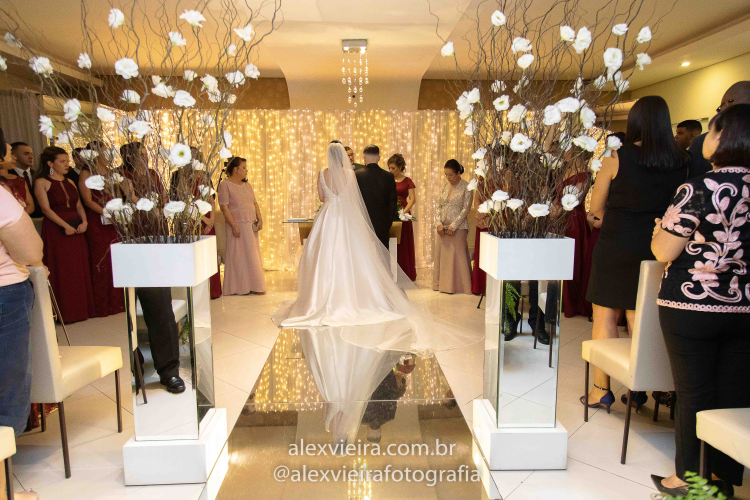 Buffet com Salão Cerimonial Zona Leste SP | Buffet Evian Eventos Buffet com Salão Cerimonial Zona Leste SP | Buffet Evian Eventos